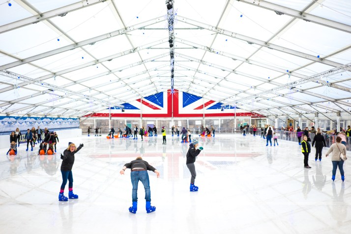 2017-11-11 - Iceskating at the Tropi-010